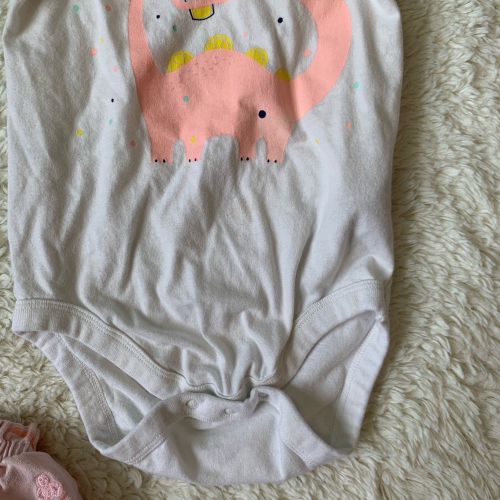 Baby Gap pink dinosaur outfit - Picture 6 of 10